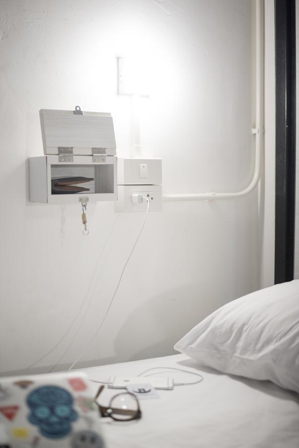 Moon House Hostel Bangkok Bagian luar foto